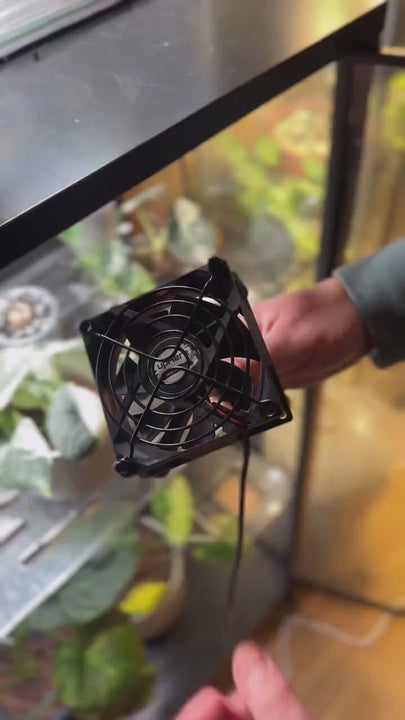 Magnetische Lüfterhalterung für IKEA Gewächshausschrank, Flexarm Fan Mount für Milsbo Fabrikör Detolf, 25 mm Lüfter, optional mit USB Lüfter